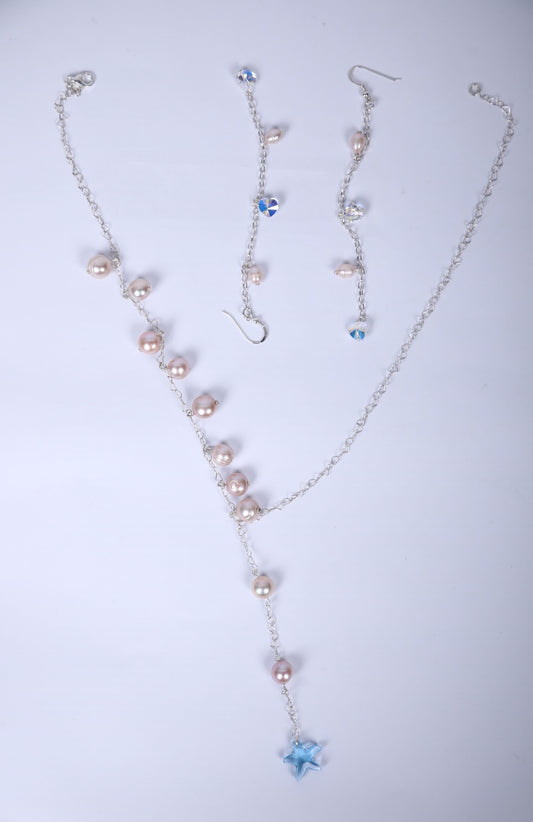 Freshwater Pearls Necklace & Earrings